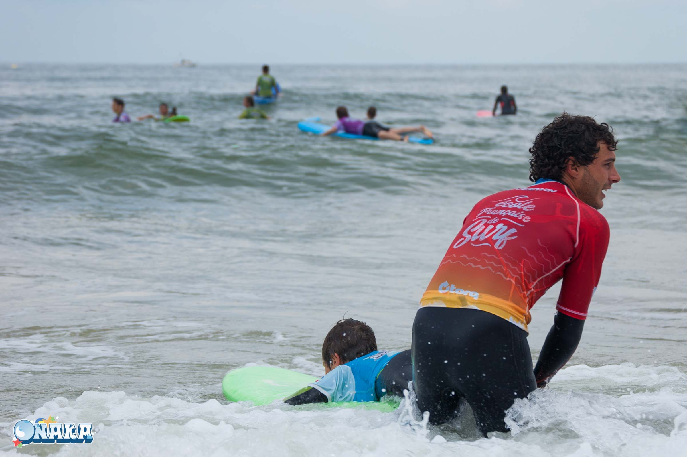 Onaka cours surf famille